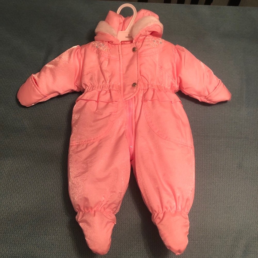 Baby B’gosh Snow Suit Size 0/6 Months